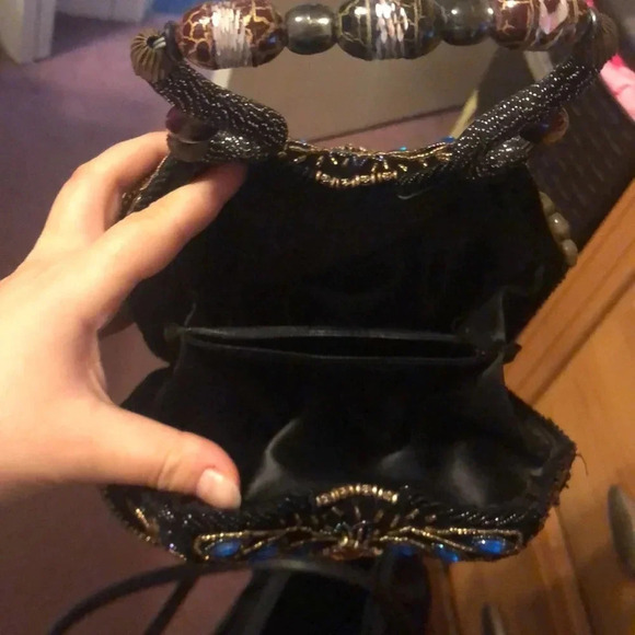 VINTAGE BEADED PURSE - Picture 5 of 5